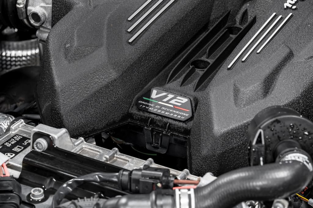Used 2024 Lamborghini Revuelto AWD/4WD image 54