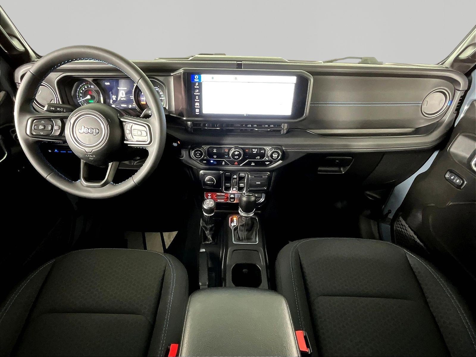 Used 2024 Jeep Wrangler Unlimited Rubicon 4xe AWD/4WD image 7