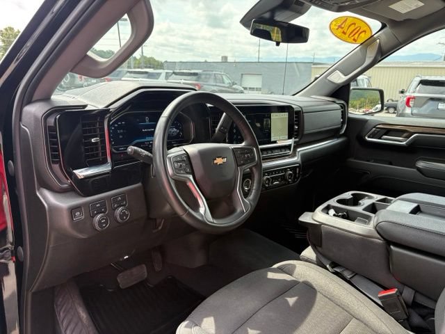 Used 2024 Chevrolet Silverado 1500 LT AWD/4WD image 3