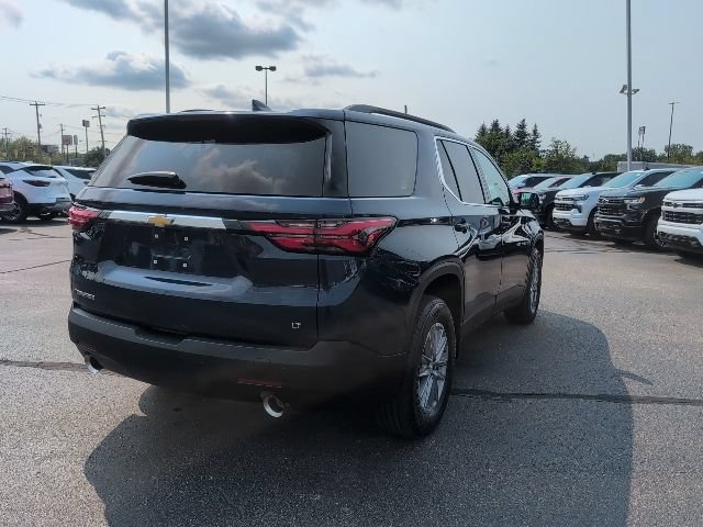Used 2022 Chevrolet Traverse LT FWD image 7