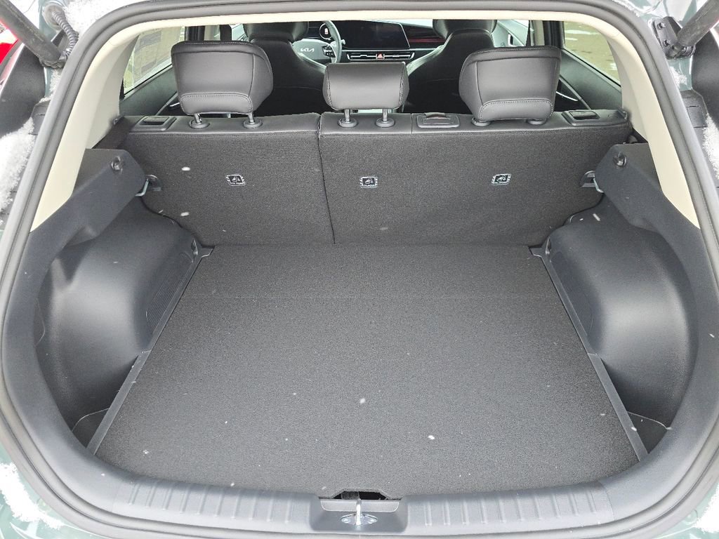 New 2025 Kia Niro Wave w/ Wave Preserve Package image 18