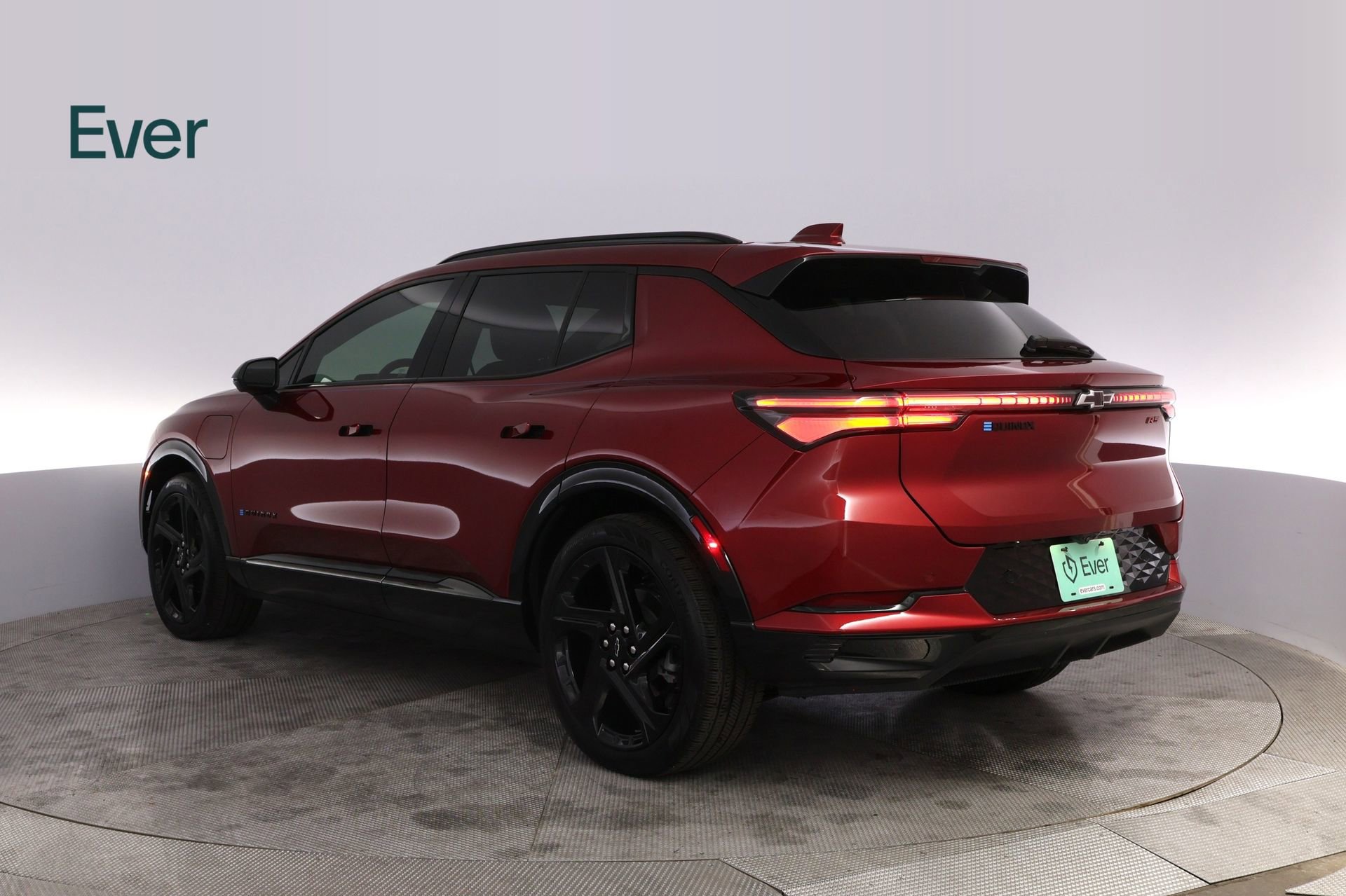 Used 2024 Chevrolet Equinox EV RS FWD image 17