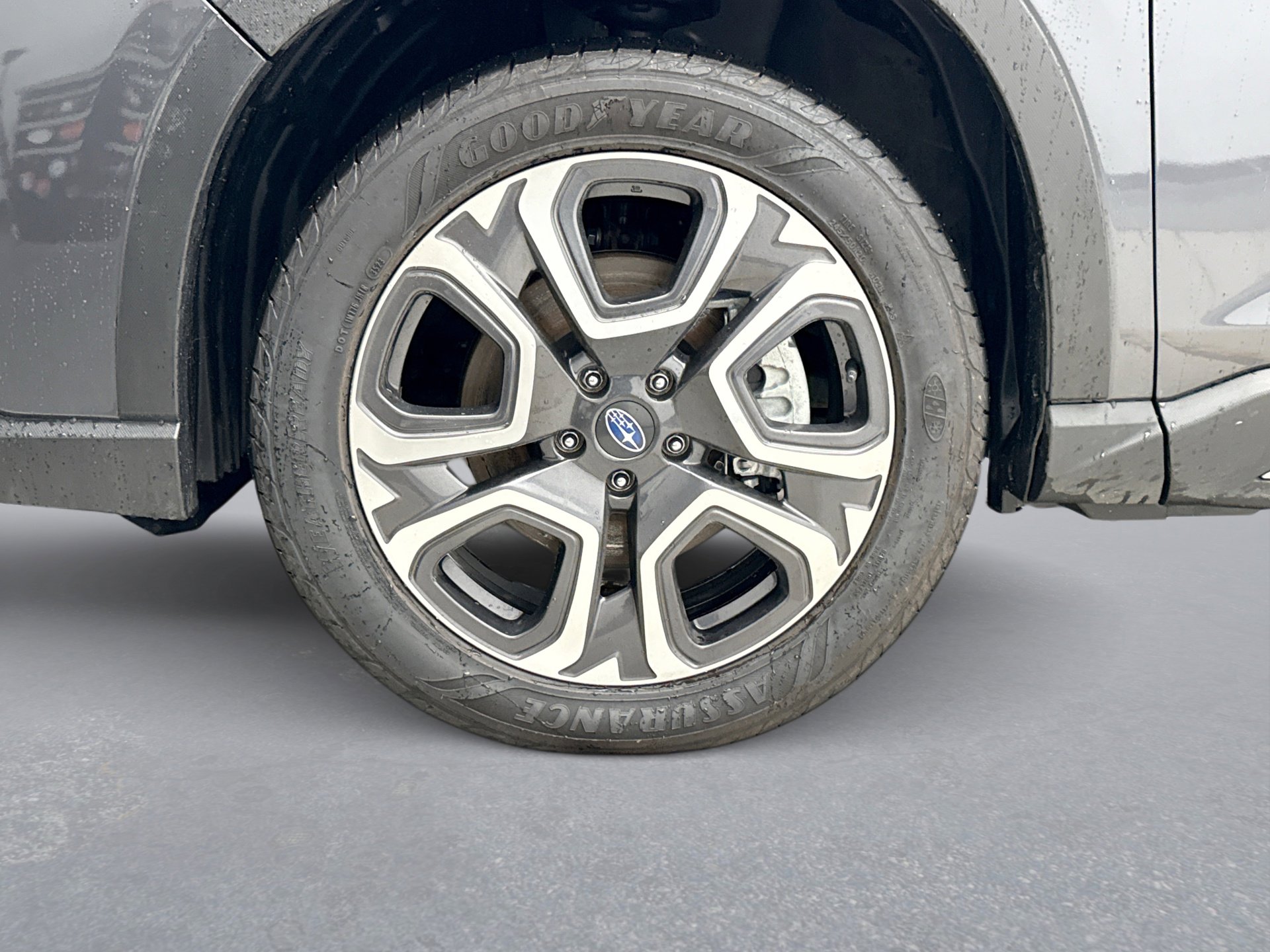 Used 2024 Subaru Ascent Touring image 29