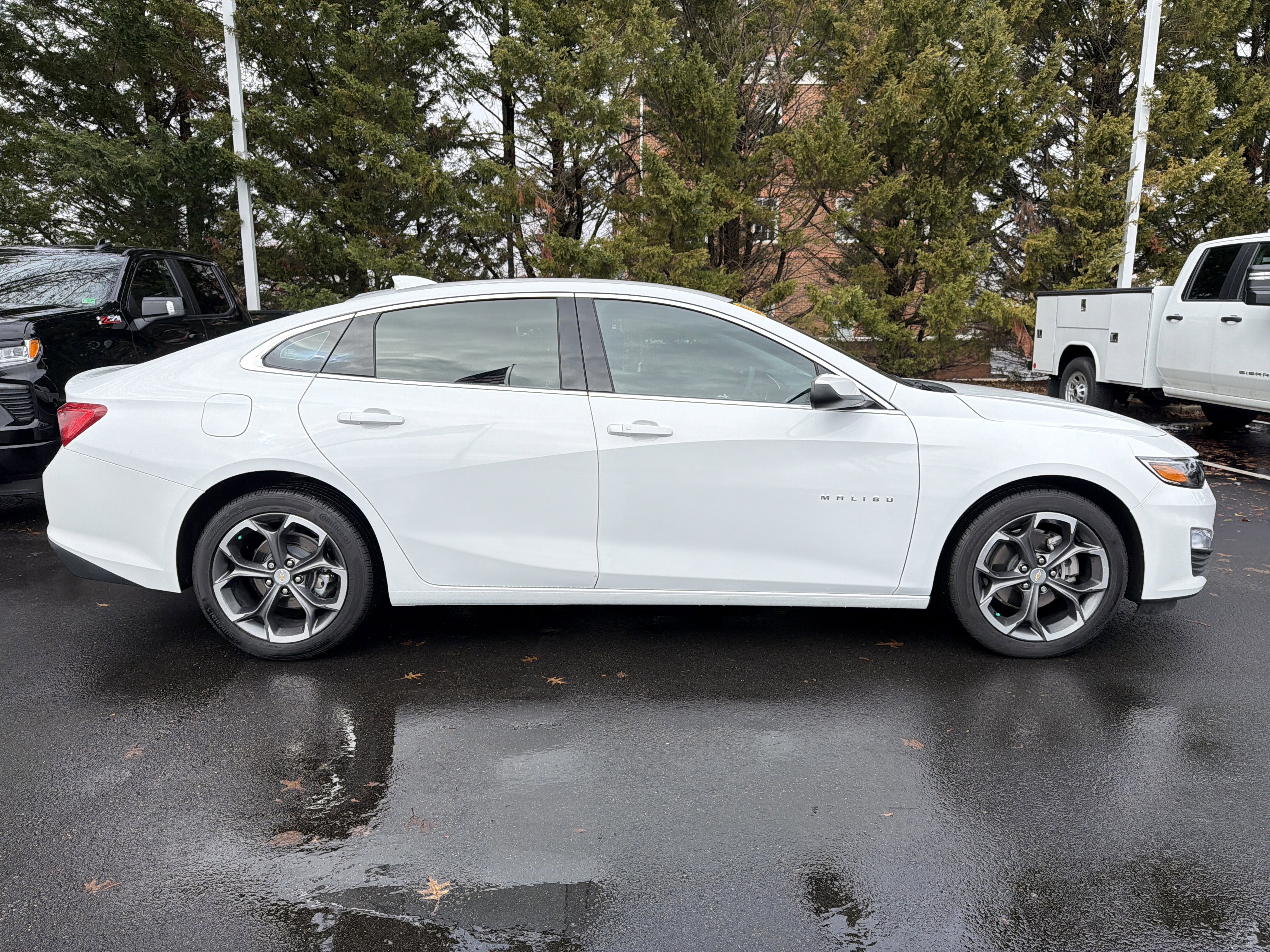 Used 2023 Chevrolet Malibu LT image 11