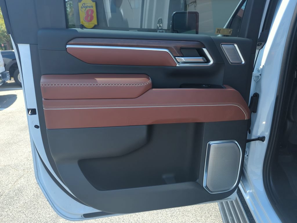 Used 2026 GMC Sierra 3500 Denali Ultimate AWD/4WD image 29