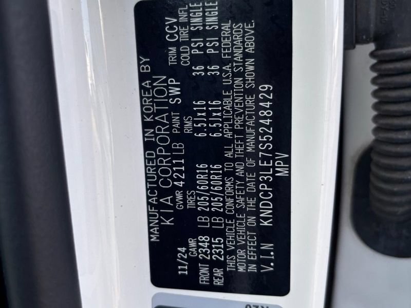 Used 2025 Kia Niro LX FWD image 22