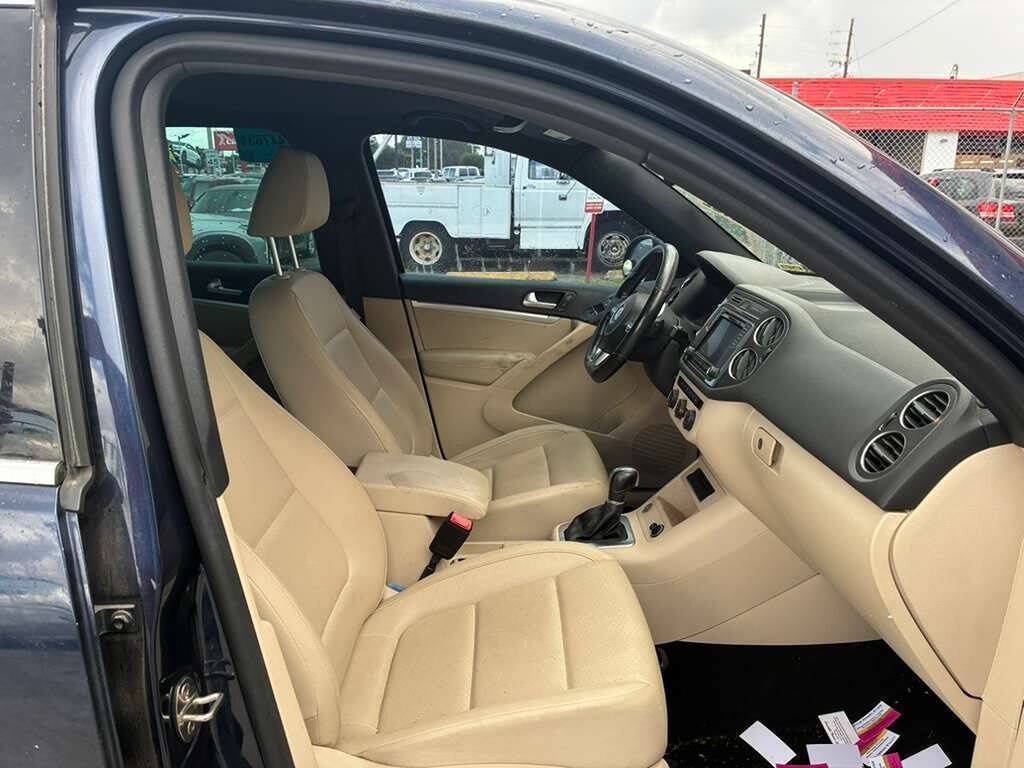 Used 2016 Volkswagen Tiguan R-Line FWD image 5