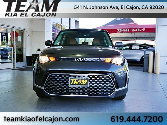 Certified 2024 Kia Soul EX w/ EX Designer Package FWD image 4