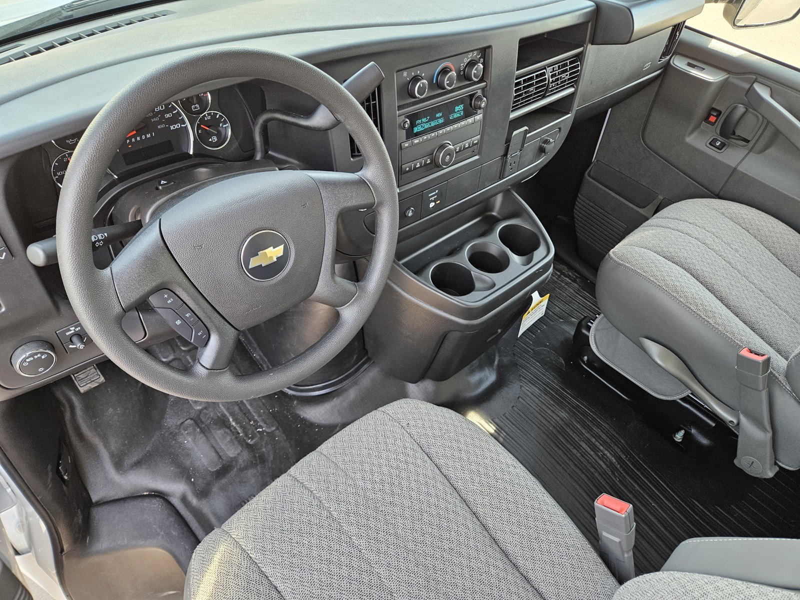 New 2026 Chevrolet Express 3500 w/ Power Convenience Package RWD image 19