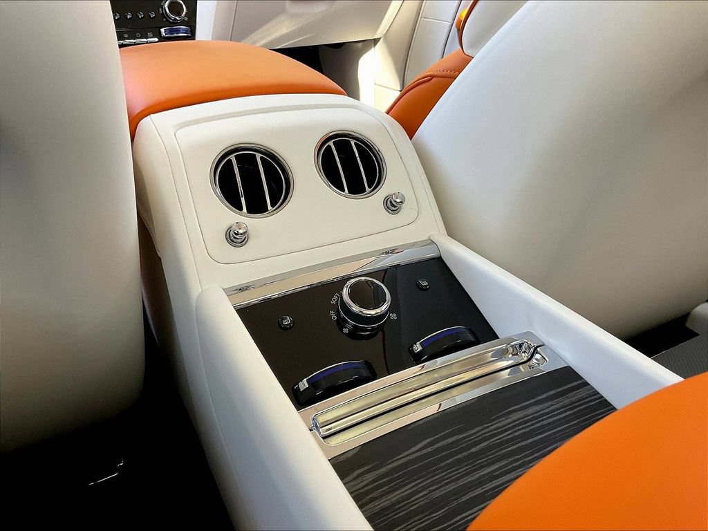 Used 2024 Rolls-Royce Spectre w/ Spectre Launch Package AWD/4WD image 12