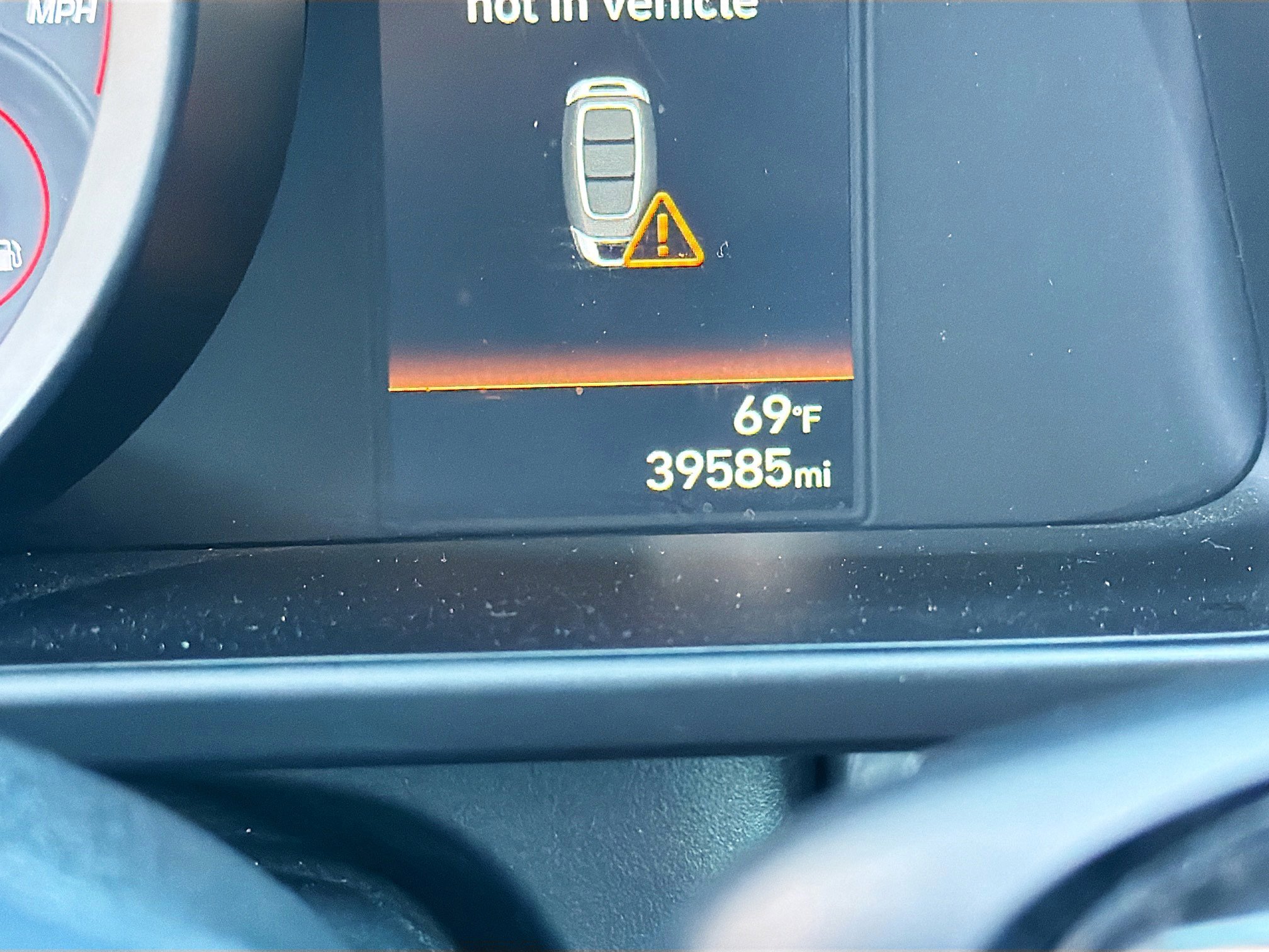 Used 2022 Hyundai Elantra SEL FWD image 37