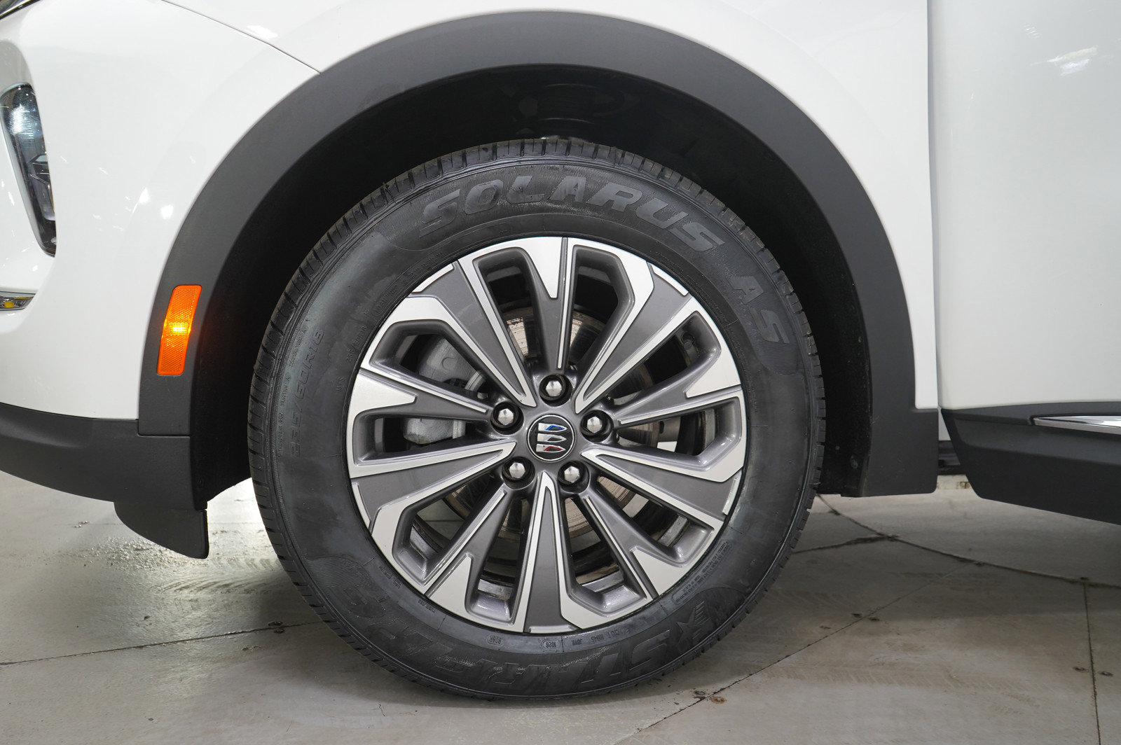 Used 2024 Buick Envision Preferred AWD/4WD image 30