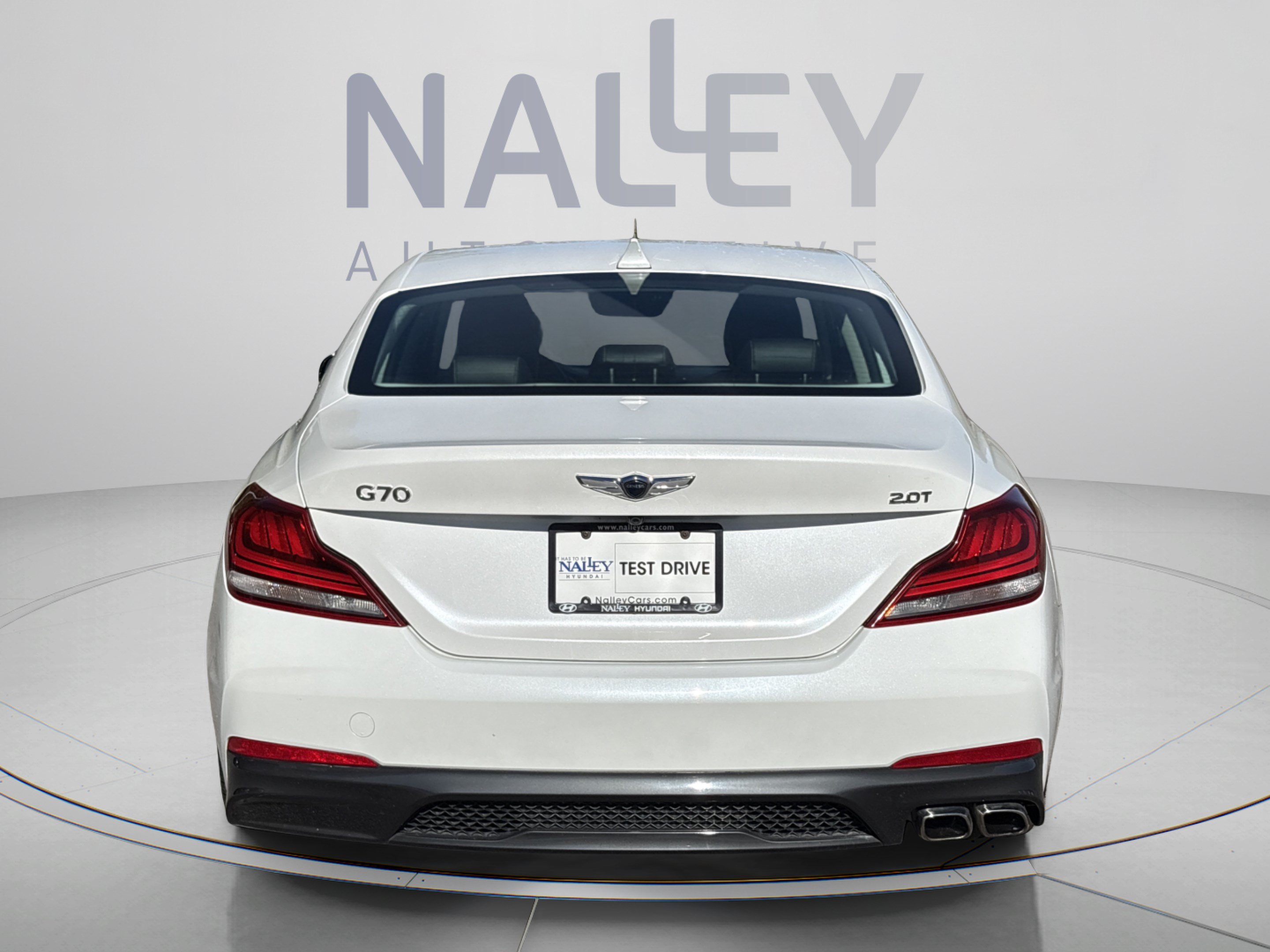 Used 2020 Genesis G70 2.0T RWD image 4