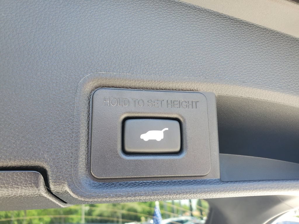 Used 2025 Acura RDX SH-AWD w/ Technology Package image 9