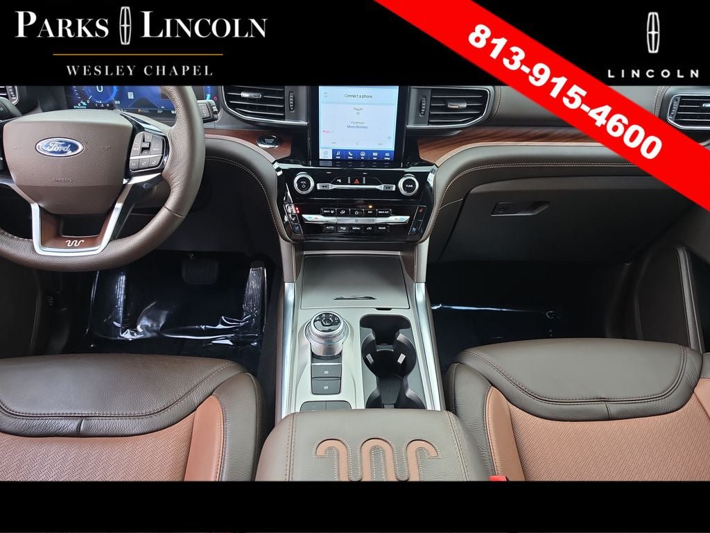 Used 2024 Ford Explorer King Ranch w/ Technology Package RWD image 13