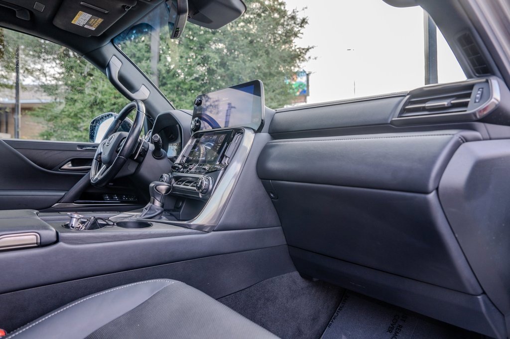 Used 2023 Lexus LX 600 4WD w/ Luxury Package image 24