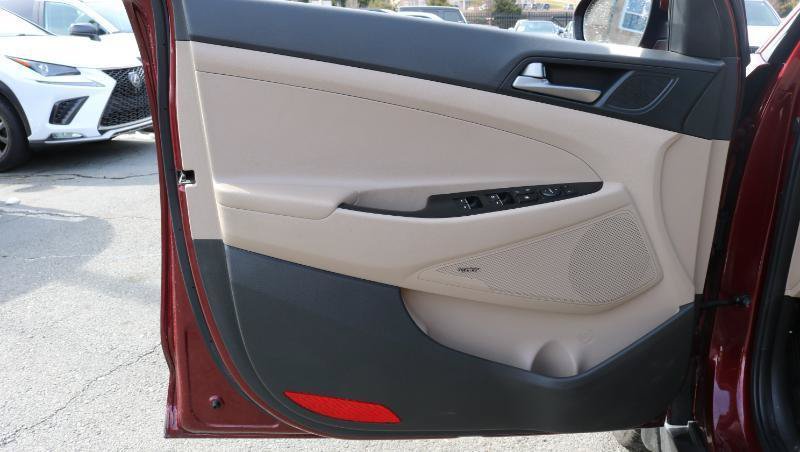 Used 2017 Hyundai Tucson Limited image 10
