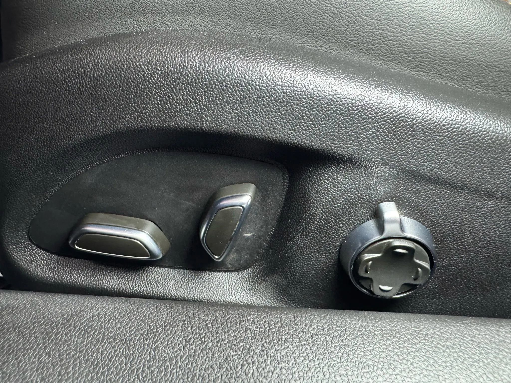 Used 2024 Cadillac CT5 V image 12