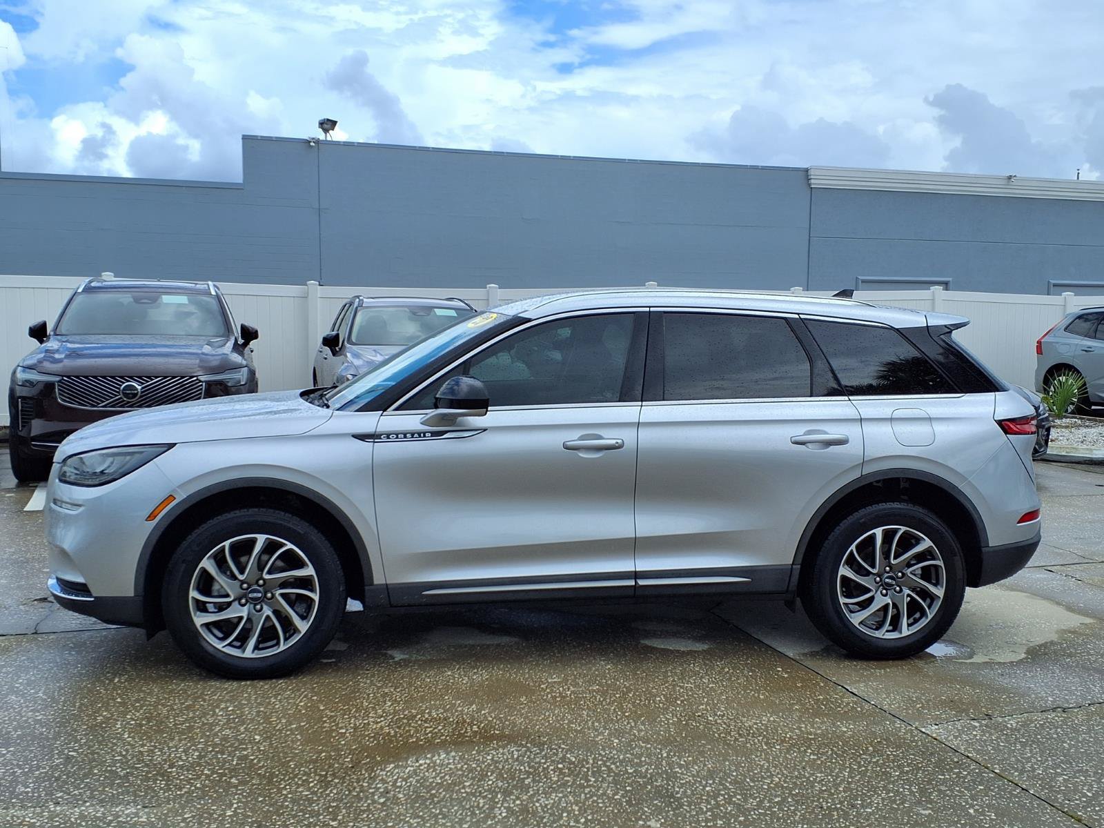 Used 2020 Lincoln Corsair FWD image 4