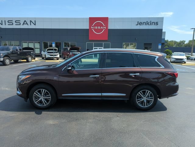 Used 2020 INFINITI QX60 Luxe w/ Essential Package AWD/4WD image 11