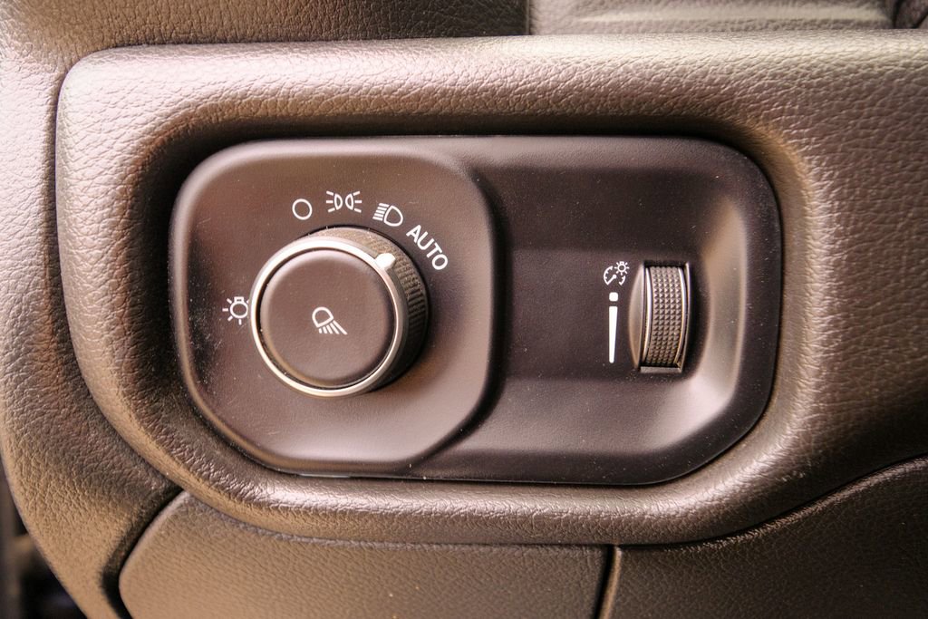 Used 2024 RAM 3500 Tradesman image 37