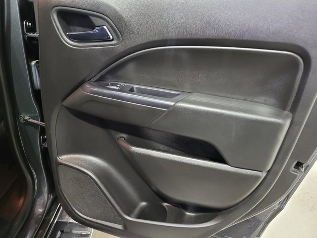 Used 2017 Chevrolet Colorado LT w/ LT Convenience Package image 51