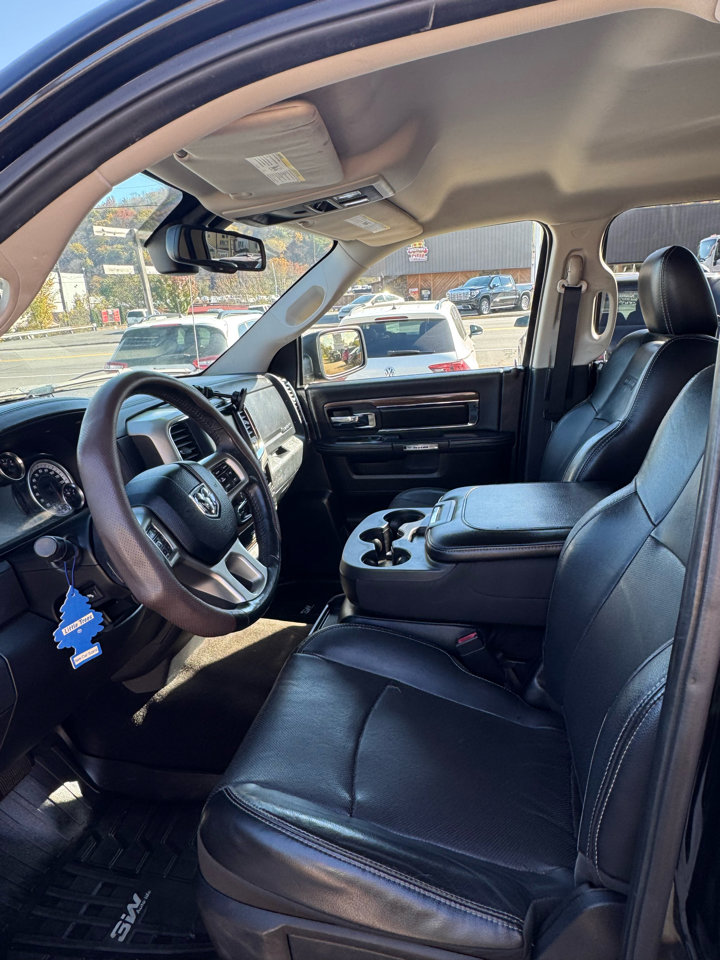 Used 2014 RAM 1500 Laramie w/ Convenience Group image 13