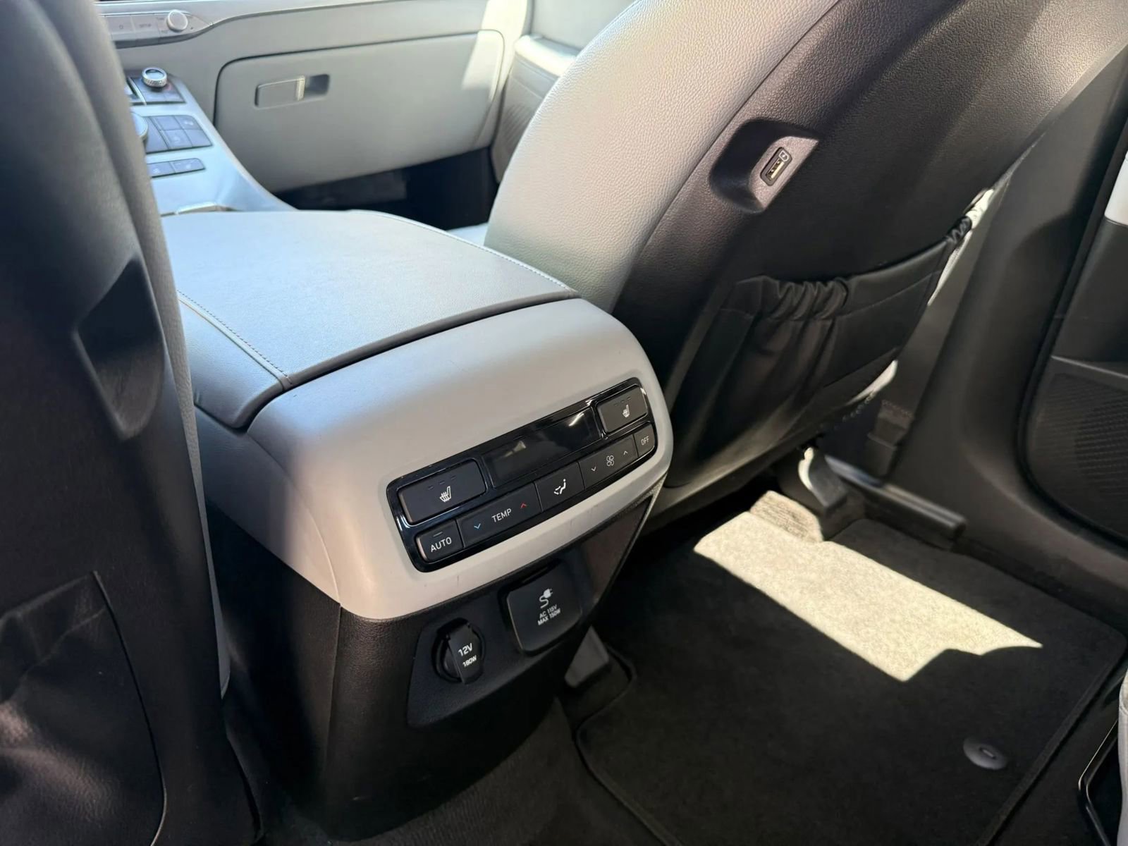 Used 2020 Hyundai Palisade SEL w/ Premium Package FWD image 31