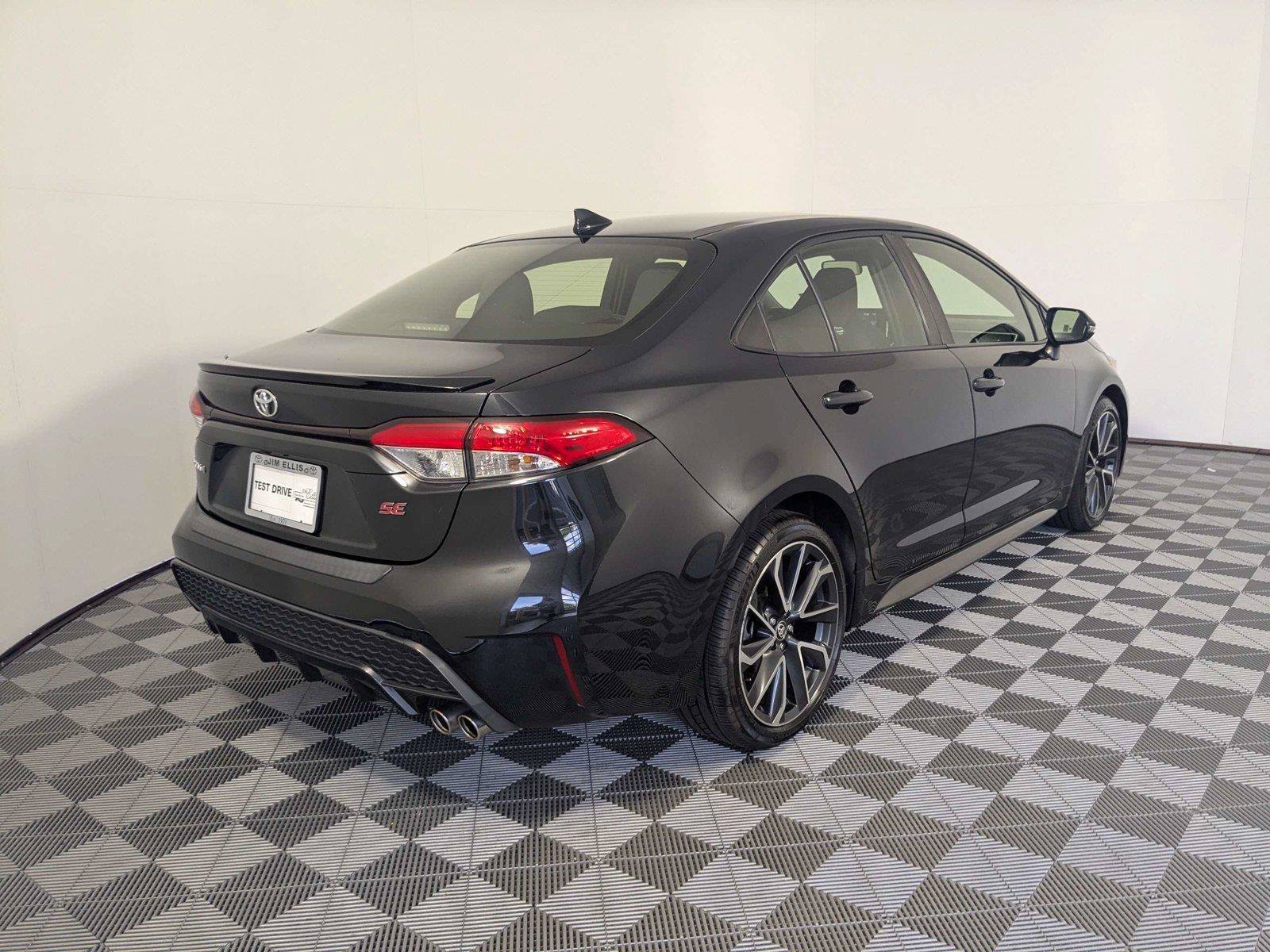 Used 2021 Toyota Corolla SE FWD image 5