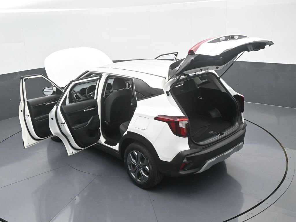 Used 2024 Kia Seltos LX image 64