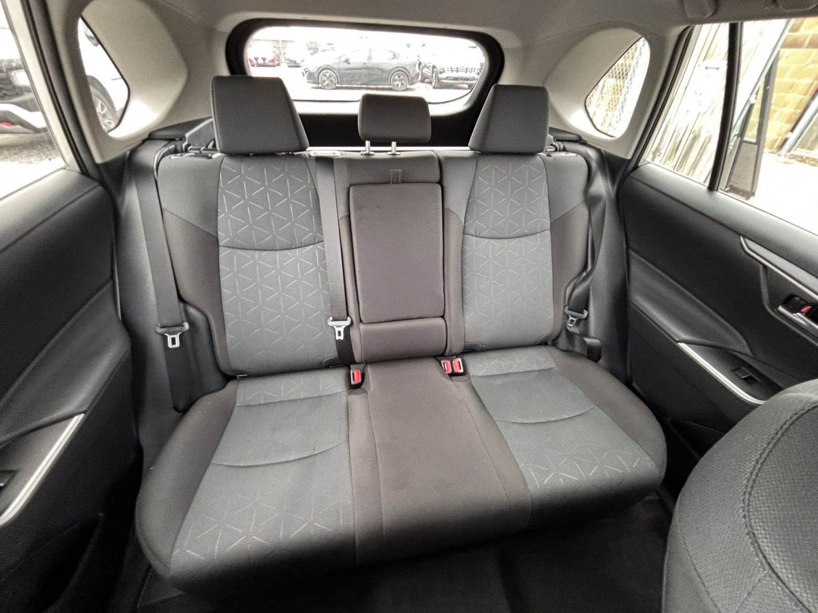 Used 2024 Toyota RAV4 XLE image 39