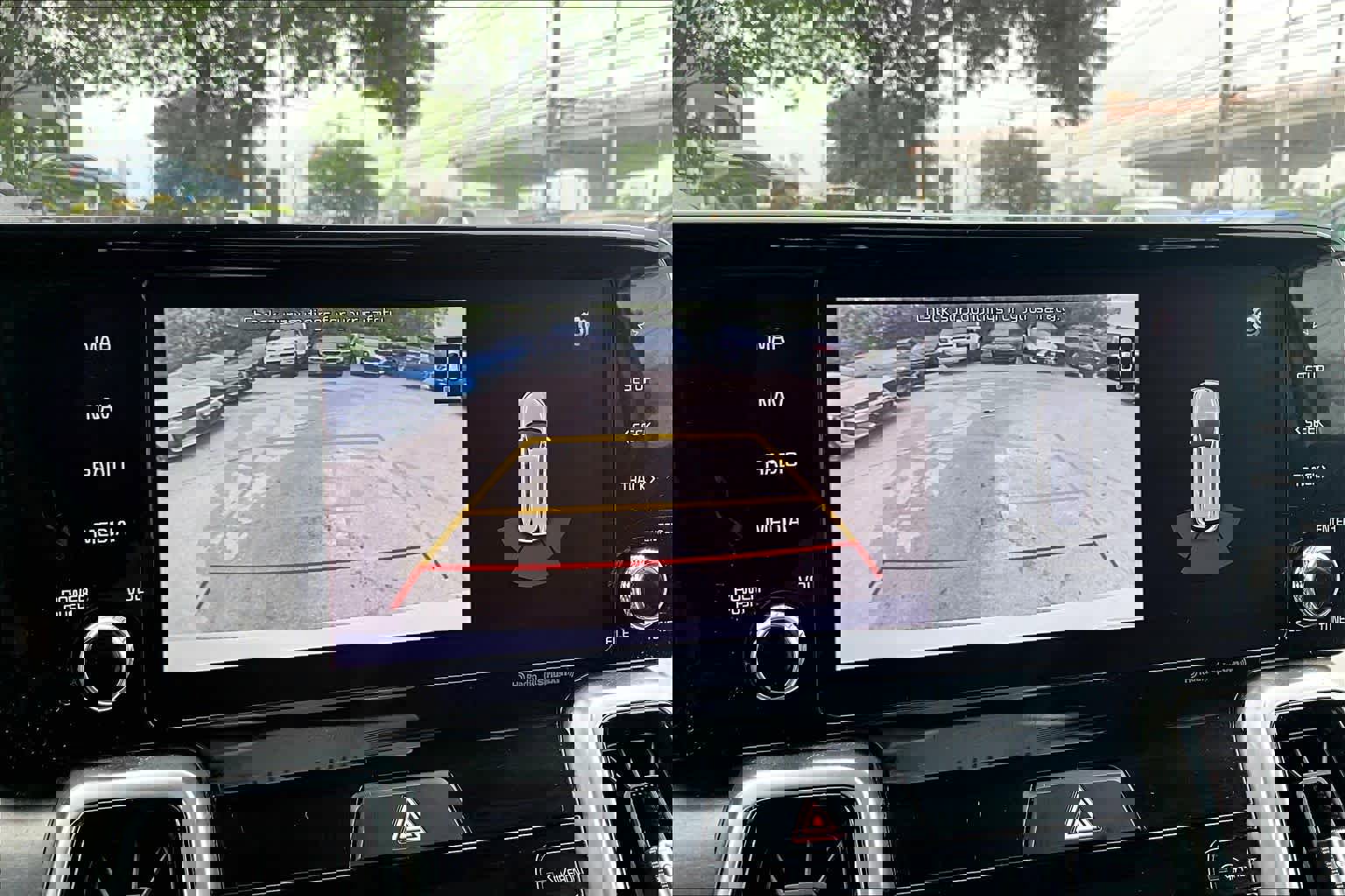 Used 2021 Kia Sorento SX image 29