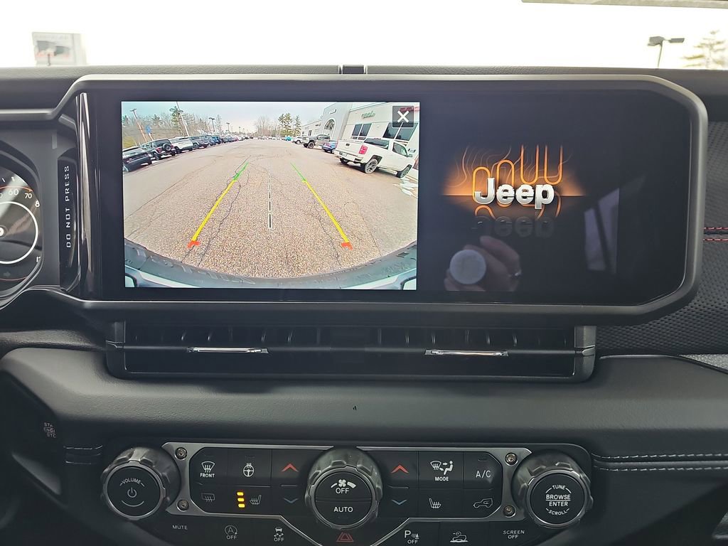 New 2026 Jeep Wrangler Unlimited Rubicon w/ Safety Group image 21