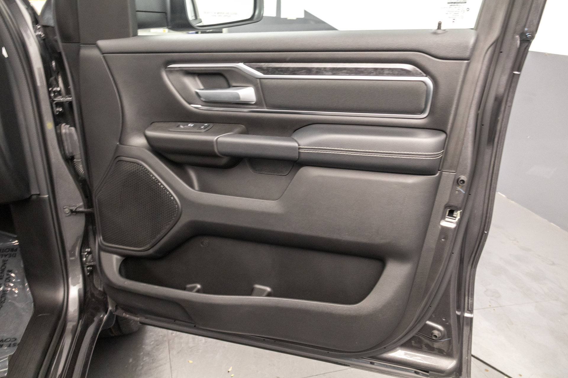 Used 2024 RAM 1500 Big Horn AWD/4WD image 44