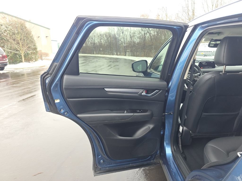 Used 2020 MAZDA CX-5 Touring image 32