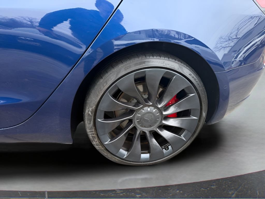 Used 2022 Tesla Model 3 Performance image 11