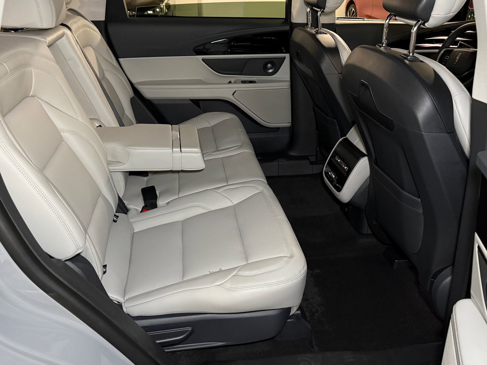 New 2026 Lincoln Nautilus Premier w/ Equipment Group 102A image 14