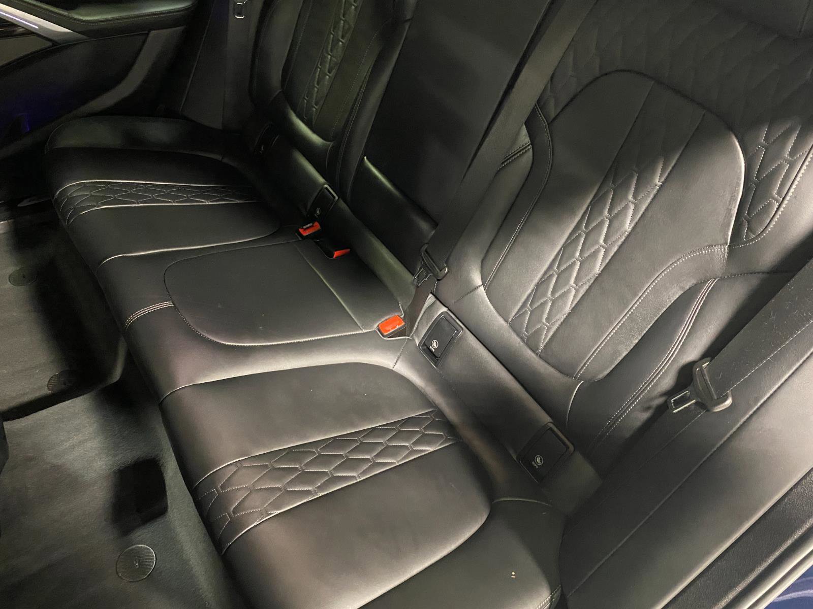 Certified 2023 BMW X6 xDrive40i w/ Executive Package image 12