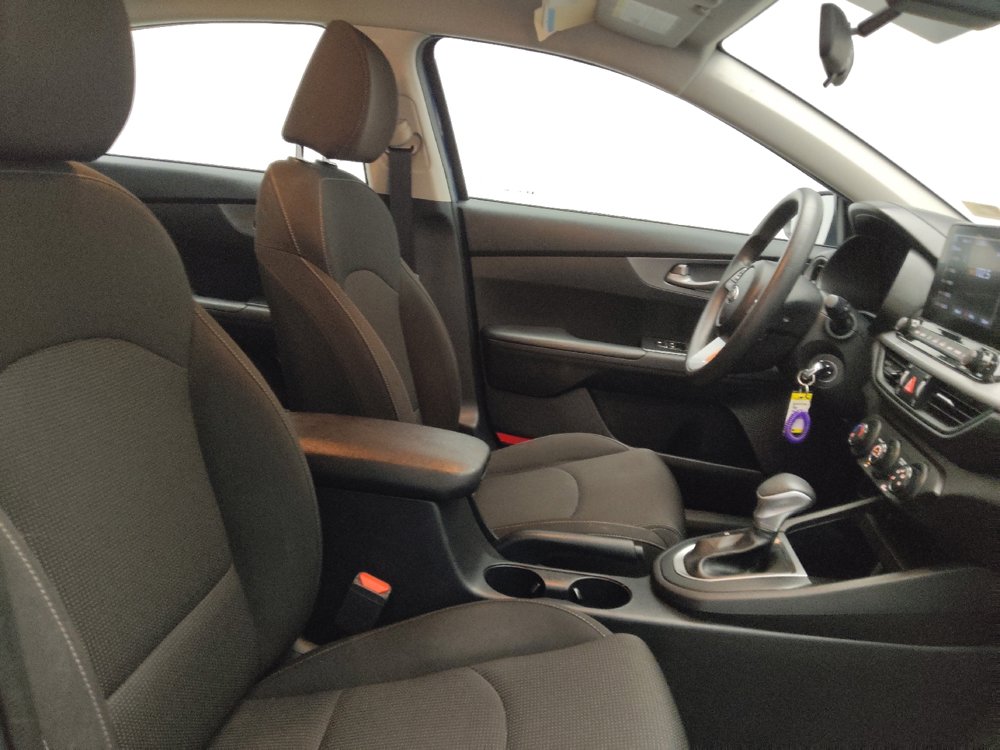 Used 2020 Kia Forte LXS image 21