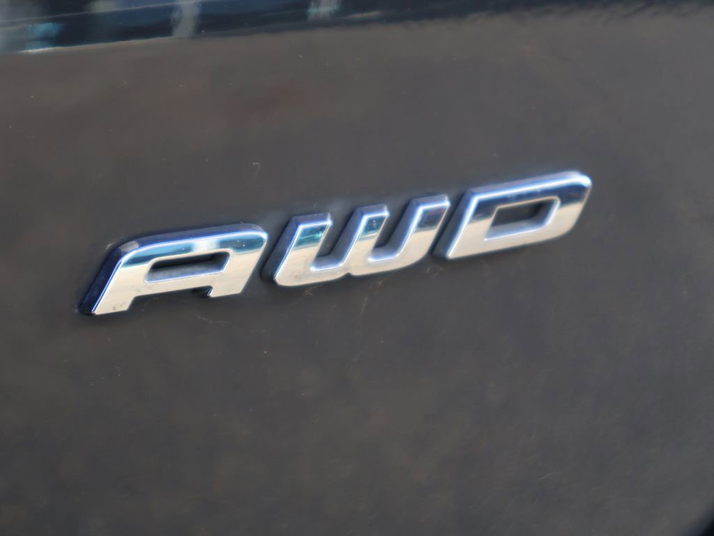 Used 2021 Ford Edge SEL w/ Cargo Accessory Package image 7