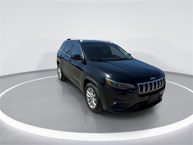 Used 2019 Jeep Cherokee Latitude w/ Popular Appearance Group image 2