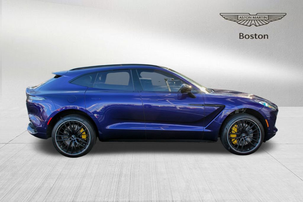Used 2023 Aston Martin DBX image 6