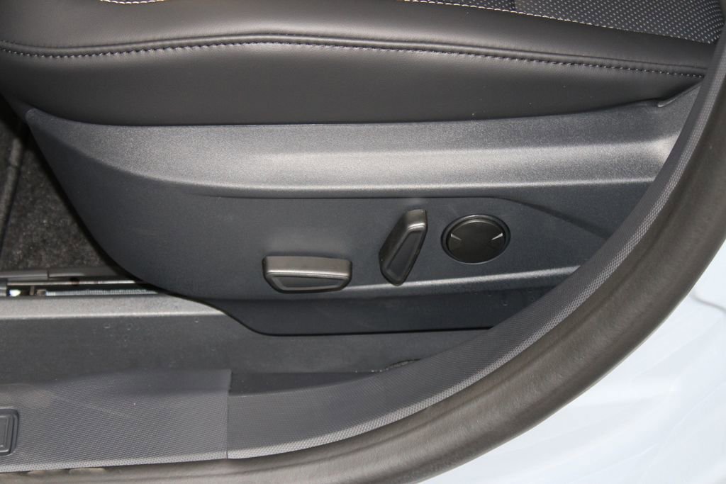 New 2025 Ford Mustang Mach-E Premium image 21