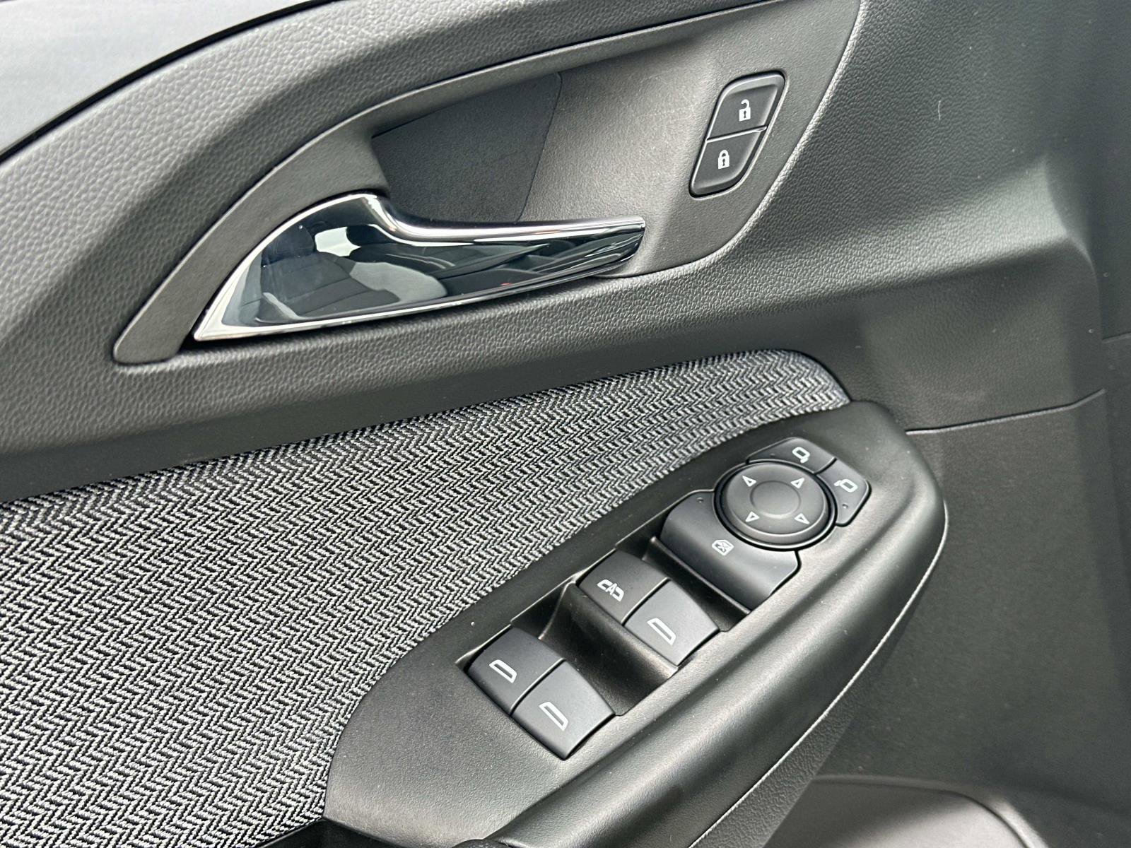 Certified 2023 Chevrolet TrailBlazer LT w/ Convenience Package image 15