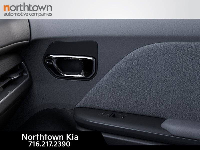 New 2025 Kia K4 LXS image 26