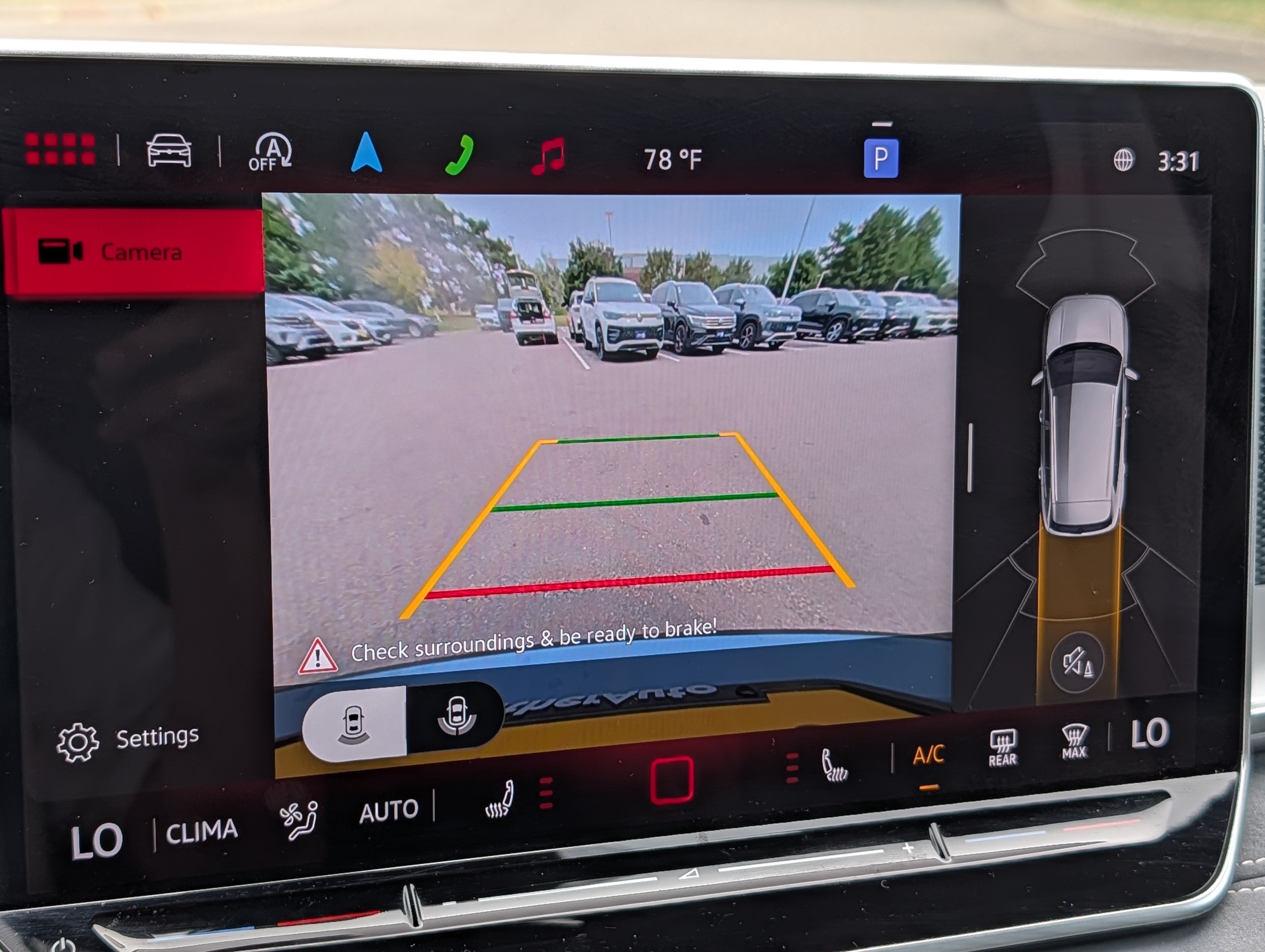 Certified 2025 Volkswagen Tiguan SE R-Line AWD/4WD image 27