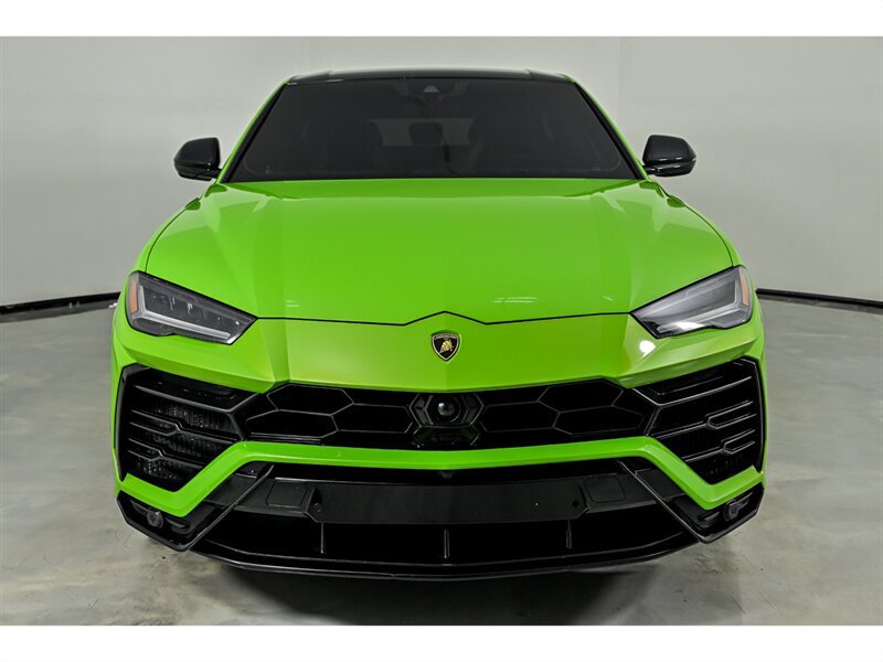 Used 2021 Lamborghini Urus AWD/4WD image 4