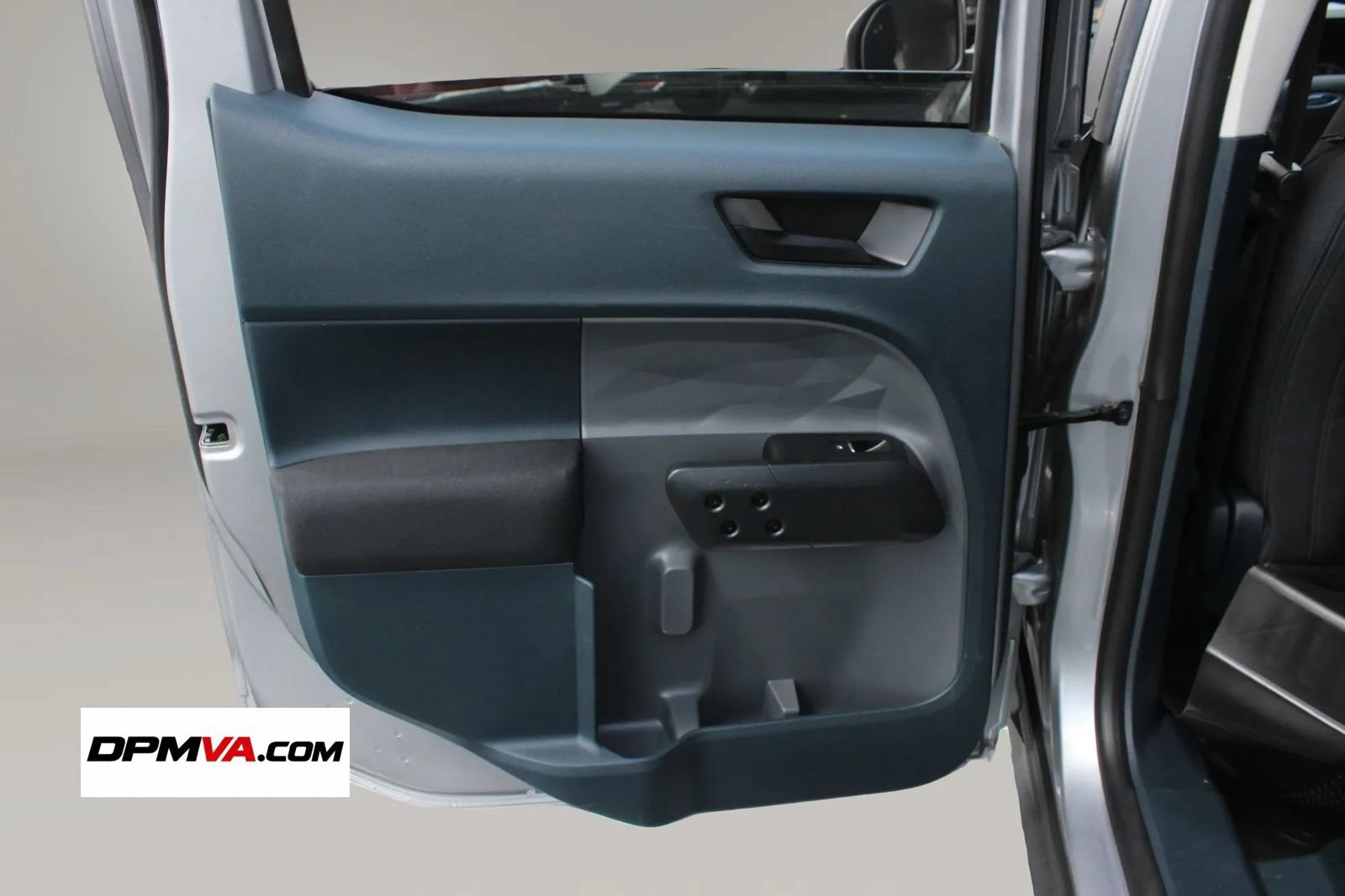 Used 2022 Ford Maverick XL FWD image 19