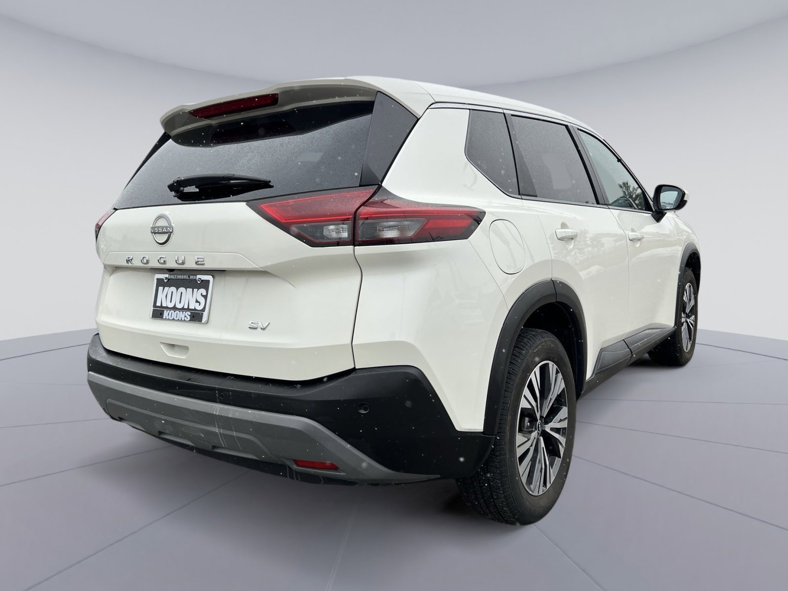 Used 2023 Nissan Rogue SV image 7