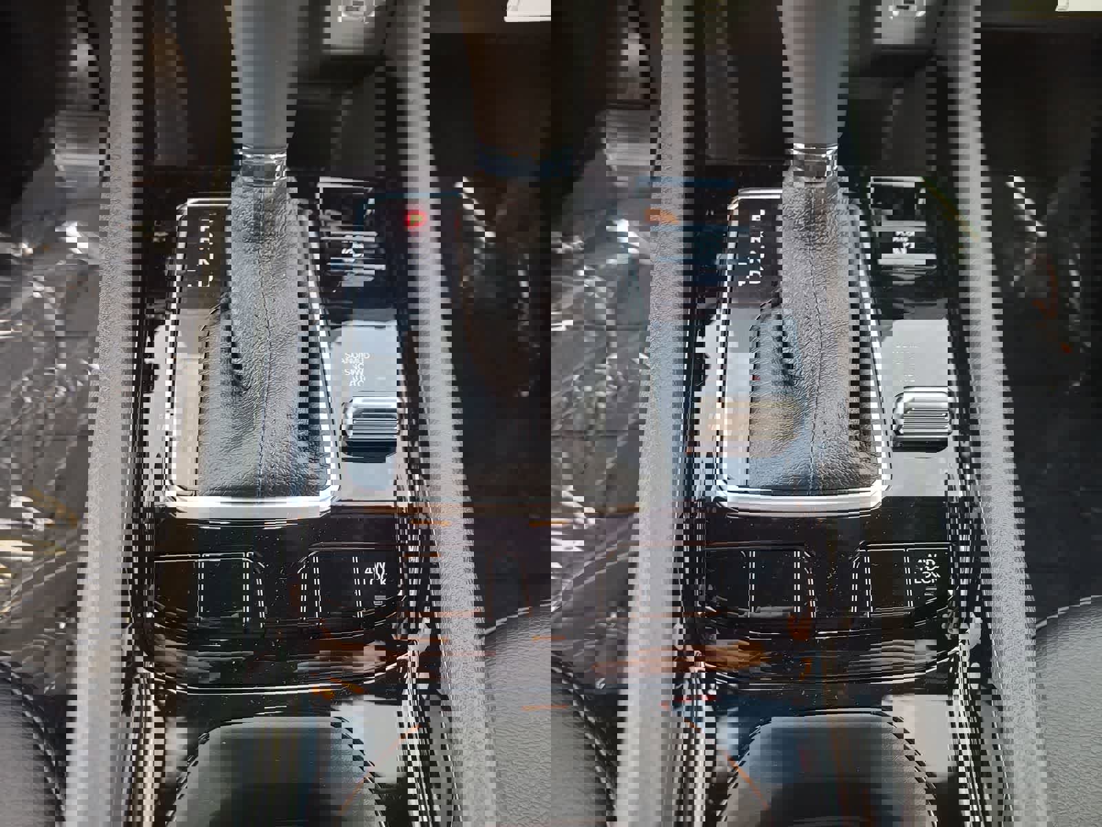 New 2026 Jeep Compass Latitude image 25